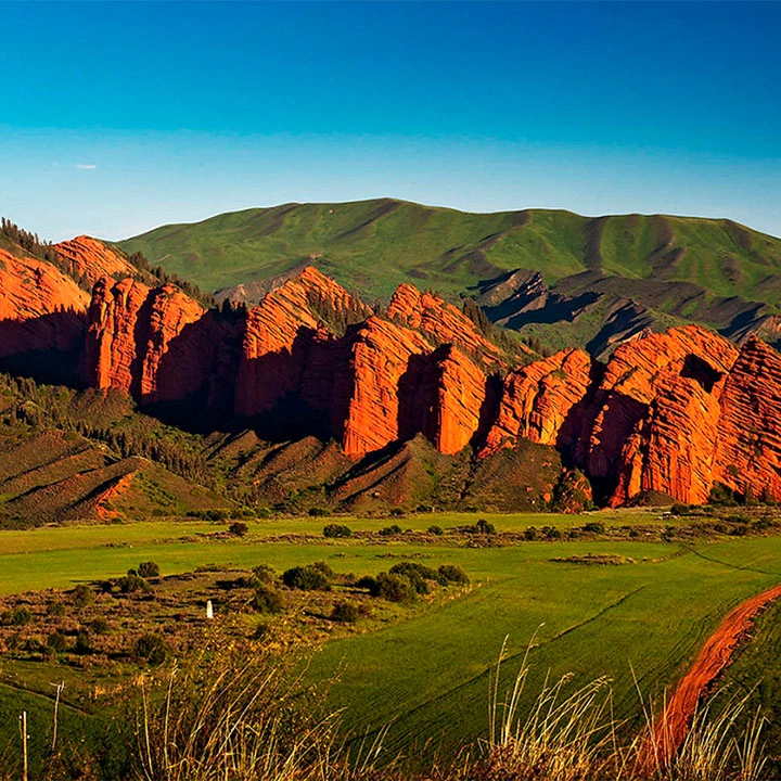 Jeti-Oguz Seven Bulls rock formation and yurt camp Kyrgyzstan